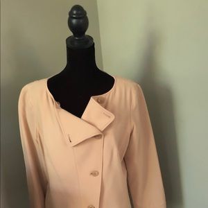 Piazza Sempione creamy yellow jacket